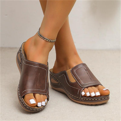 2023 Women's Casual Summer Daily Comfort Slip On Solid Color Leather Sandals