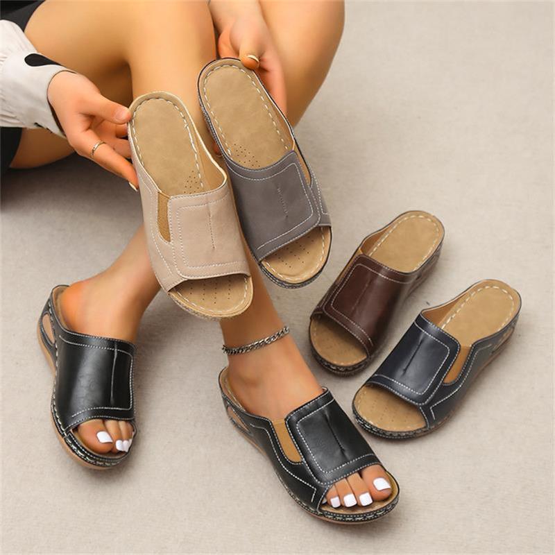 2023 Women's Casual Summer Daily Comfort Slip On Solid Color Leather Sandals