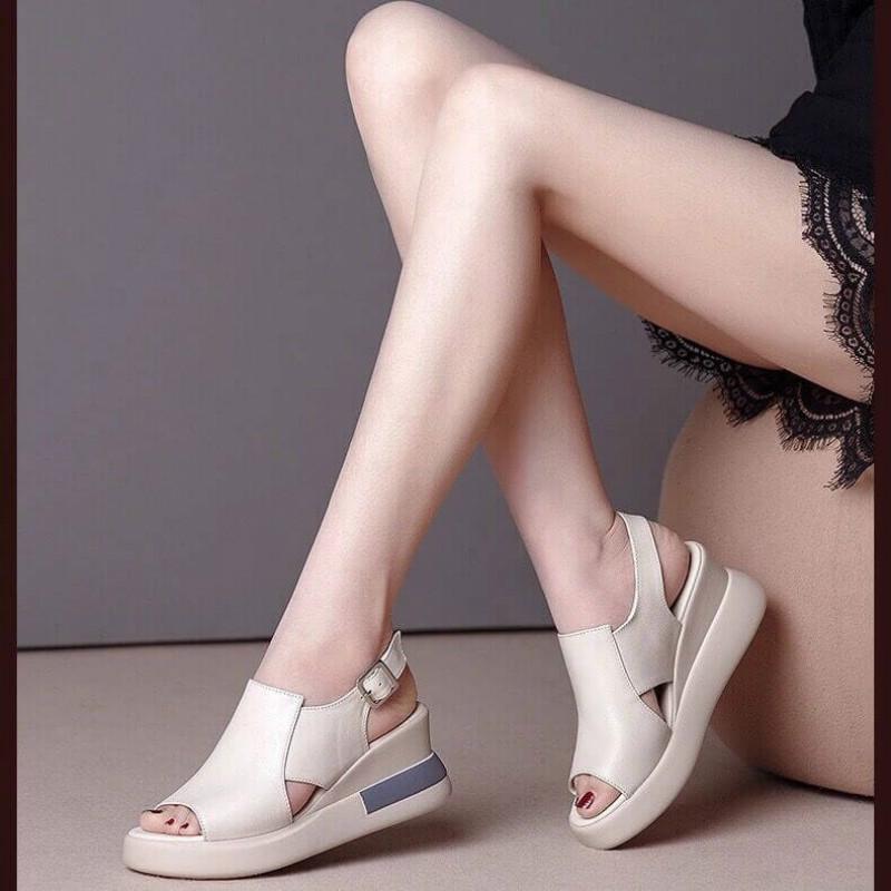 Women‘s Summer Comfortable Leather Sandals