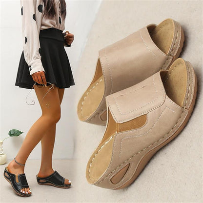 2023 Women's Casual Summer Daily Comfort Slip On Solid Color Leather Sandals