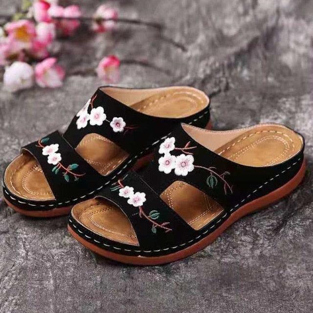 Flower Embroidered Vintage Casual Wedges Sandals